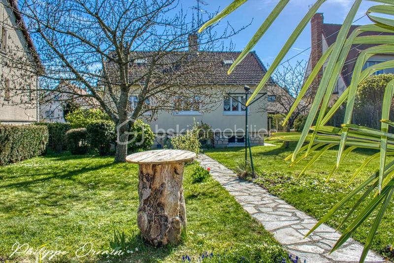 Pavillon - 115 m² - 6 pièces