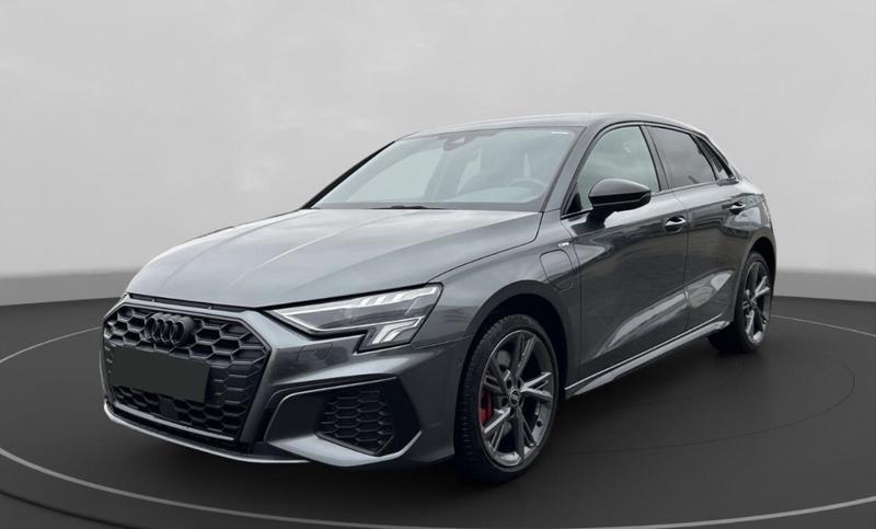 Audi A3 sportback 45 TFSIe 245 s-Line Hybride Rechargeable / B&amp;O Regulateur de Distance Janntes 18