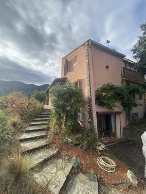 Maison traditionnelle - 130 m² - 7 pièces