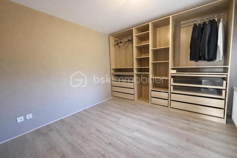 Maison - 186 m² - 5 pièces