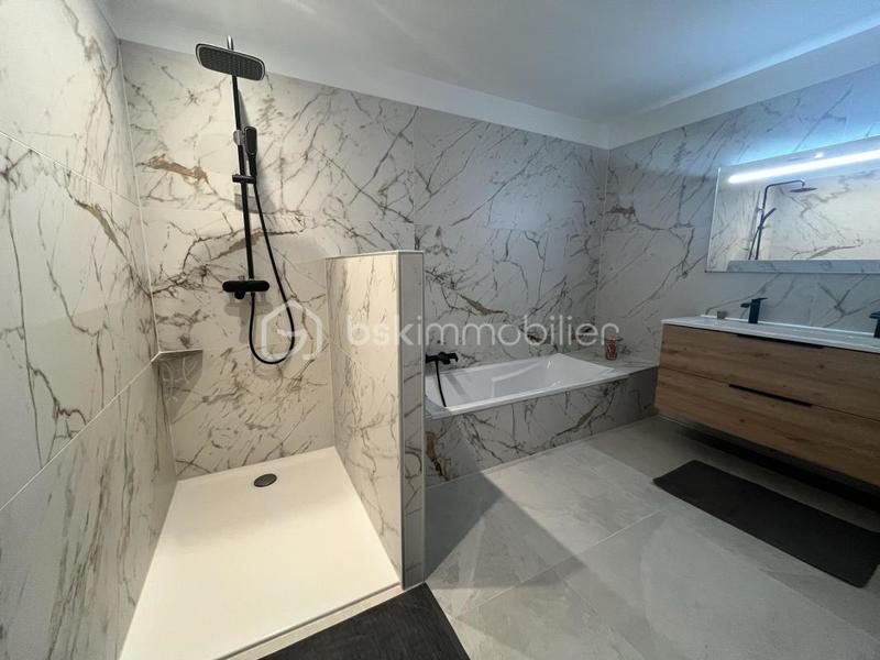 Maison - 104 m² - 4 pièces