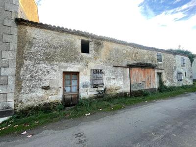 Maison de village - 130 m² - 5 pièces