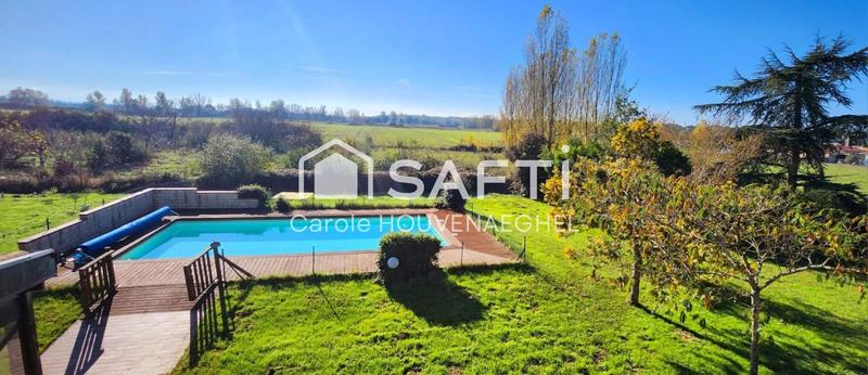 Maison - 260 m² - 9 pièces