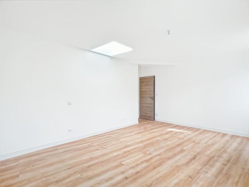 Maison - 127 m² - 5 pièces