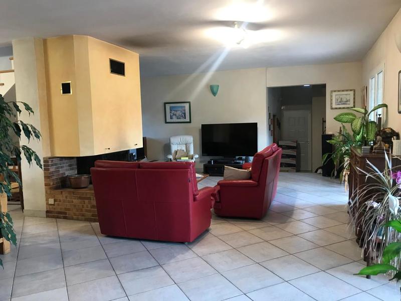 Villa - 180 m² - 5 pièces