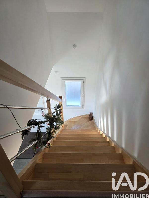 Maison - 88 m² - 4 pièces