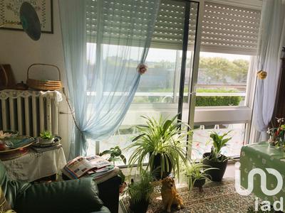 Appartement - 64 m² - 3 pièces