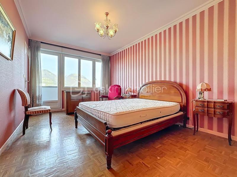 Appartement - 88 m² - 3 pièces