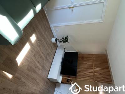 Chambre - 10 m² - 1 pièce