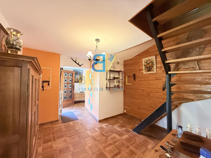 Maison - 176 m² - 6 pièces