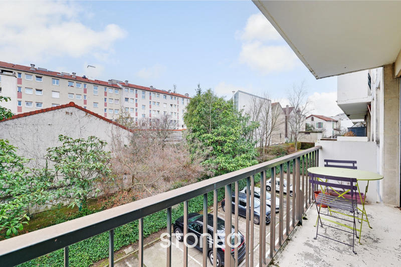 Appartement ancien - 70 m² - 4 pièces