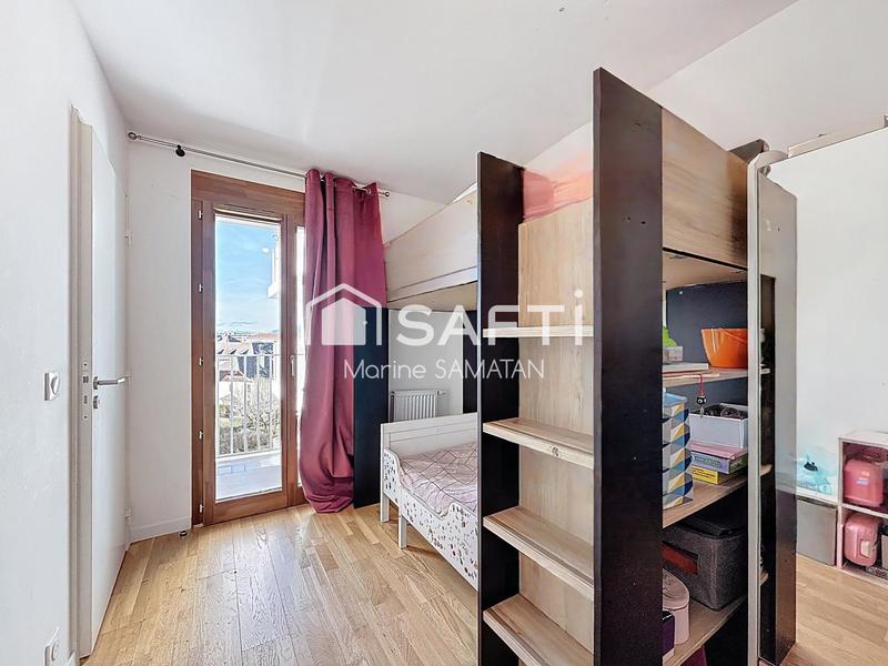 Appartement - 79 m² - 4 pièces