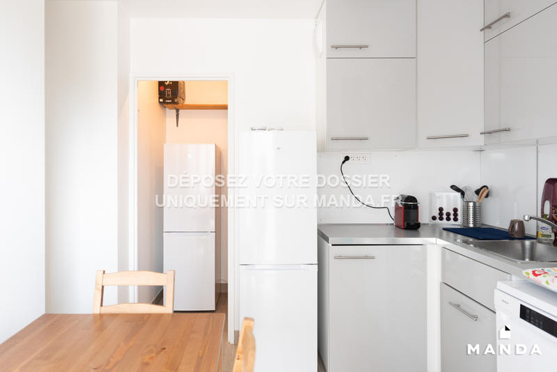 Chambre - 10 m² - 5 pièces