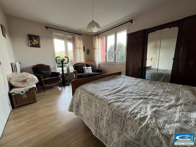 Maison traditionnelle - 154 m² - 5 pièces