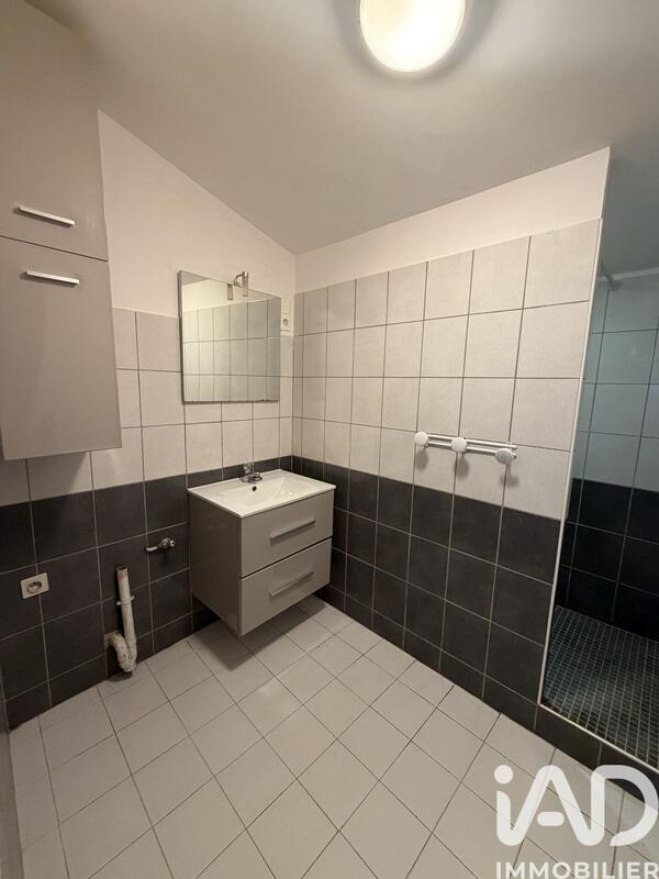 Studio - 27 m² - 1 pièce