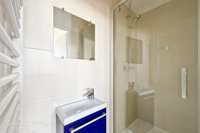 Maison - 215 m² - 9 pièces