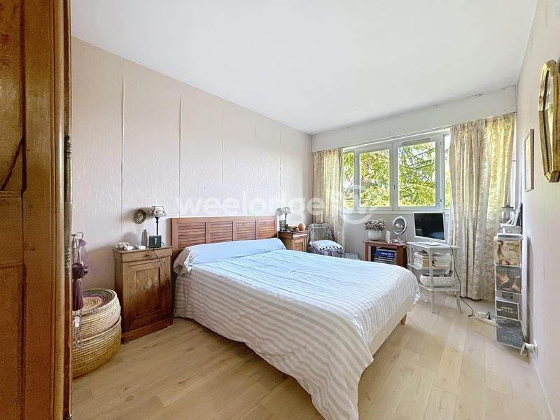 Appartement - 95 m² - 5 pièces