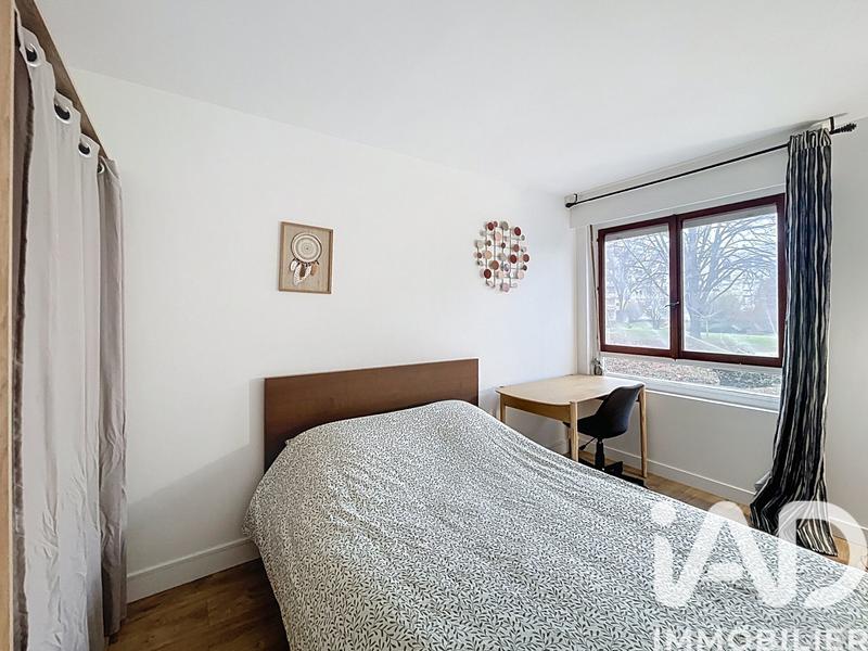 Appartement - 92 m² - 5 pièces