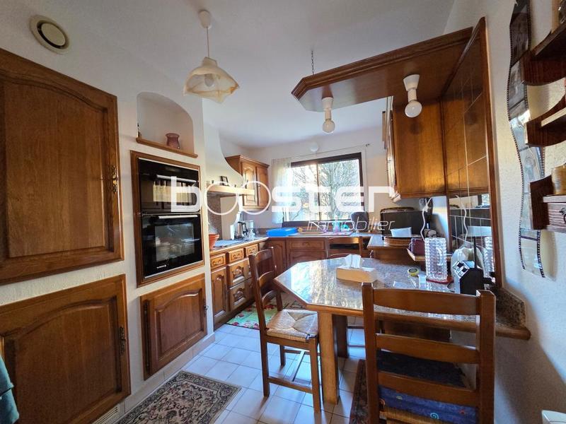 Appartement ancien - 104 m² - 4 pièces