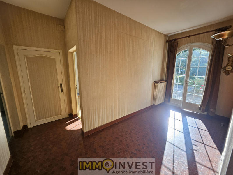 Propriété - 125 m² - 5 pièces