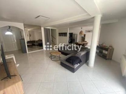 Villa - 146 m² - 5 pièces