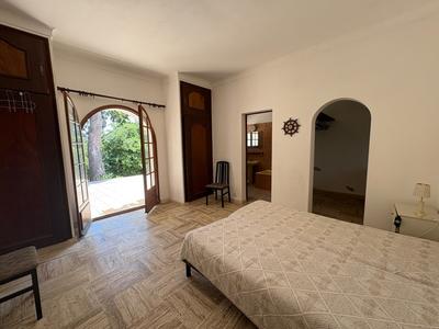 Maison - 400 m² - 9 pièces