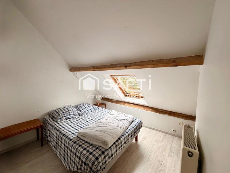 Maison - 220 m² - 7 pièces