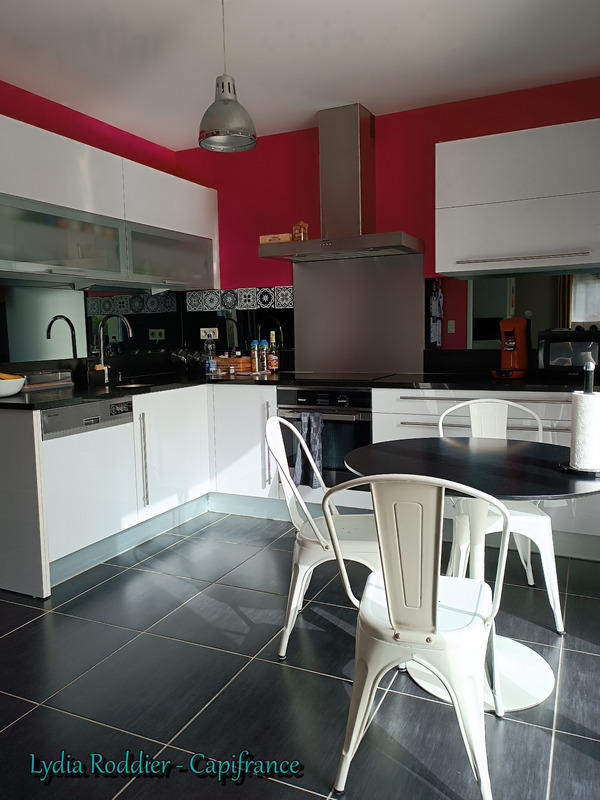 Maison - 108 m² - 5 pièces