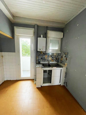 Appartement - 82 m² - 4 pièces