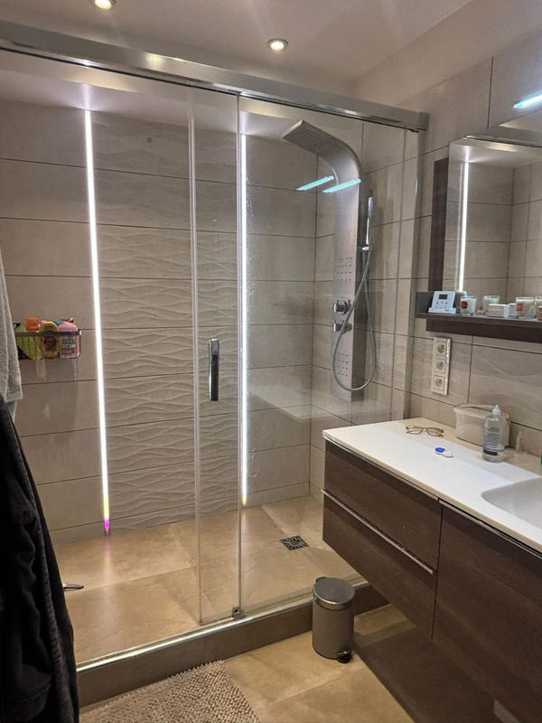 Maison contemporaine - 200 m² - 7 pièces