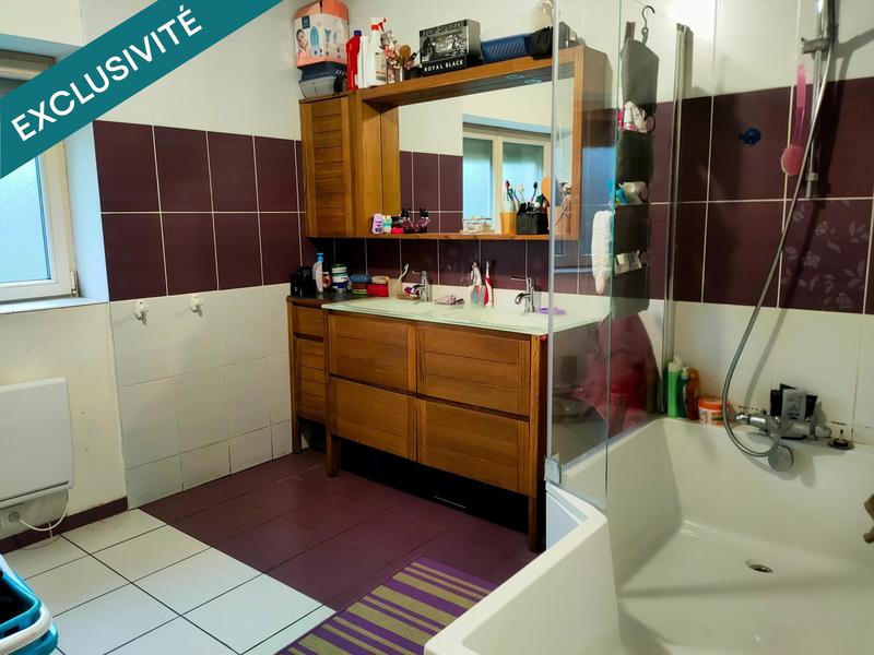 Maison - 126 m² - 9 pièces