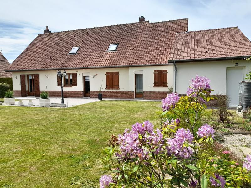 Maison traditionnelle - 163 m² - 6 pièces