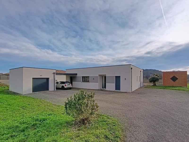 Maison - 120 m² - 4 pièces