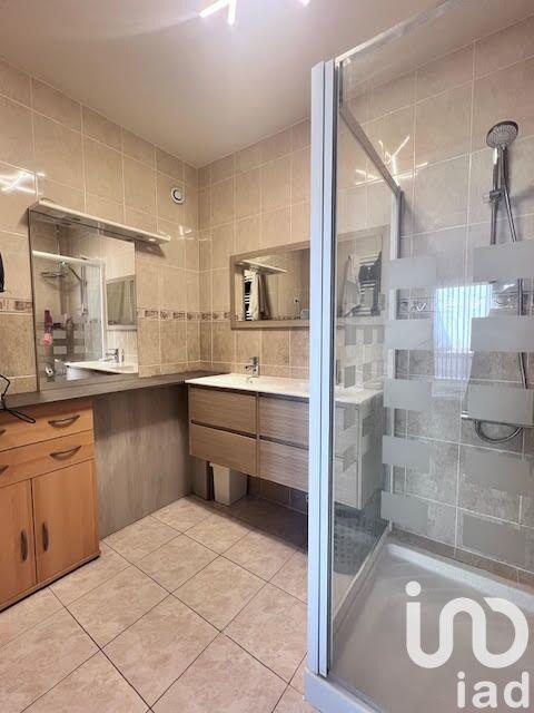 Maison - 254 m² - 7 pièces