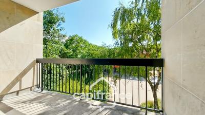 Appartement - 70 m² - 4 pièces