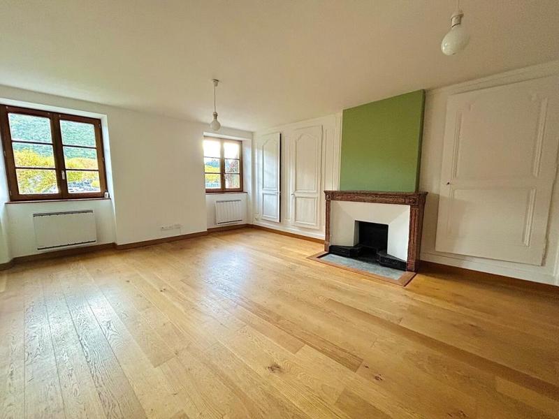 Appartement - 94 m² - 4 pièces