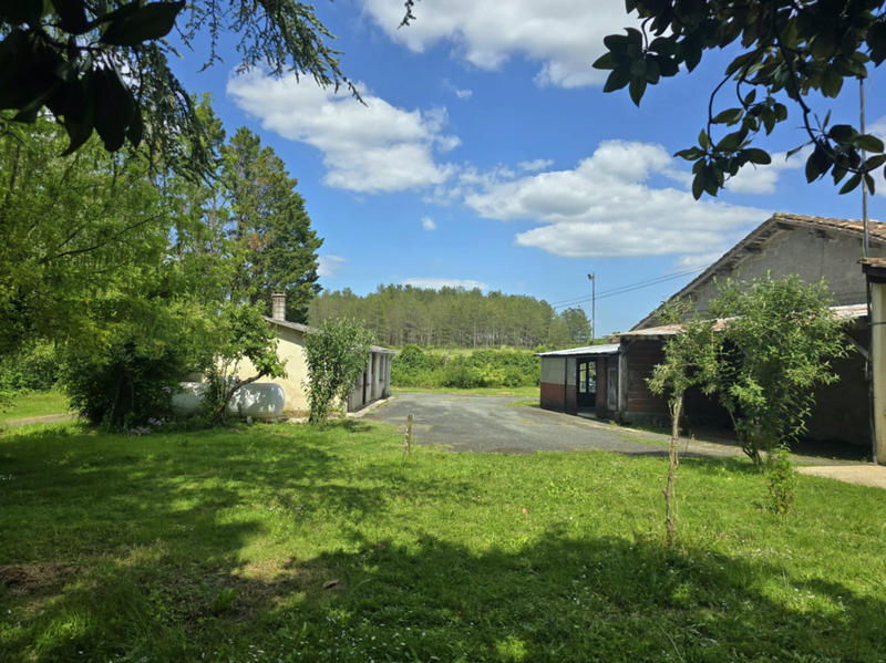 Maison ancienne - 132 m² - 9 pièces