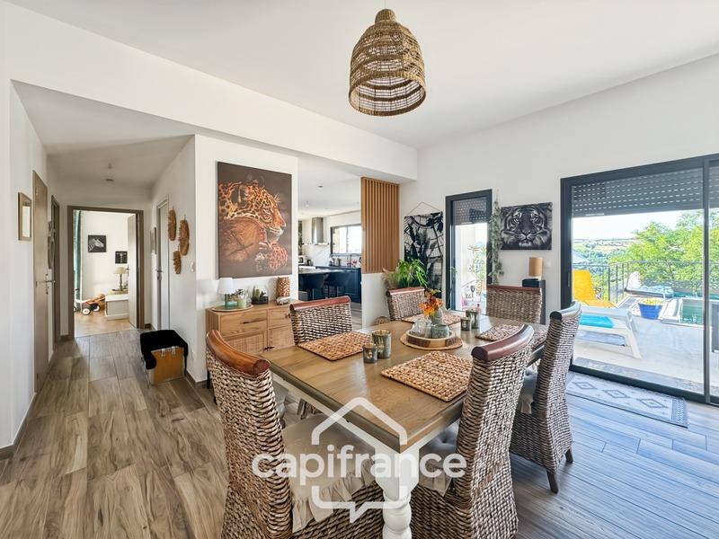 Maison - 135 m² - 5 pièces