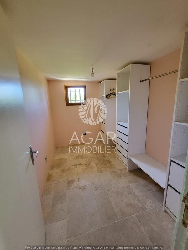 Maison - 139 m² - 5 pièces