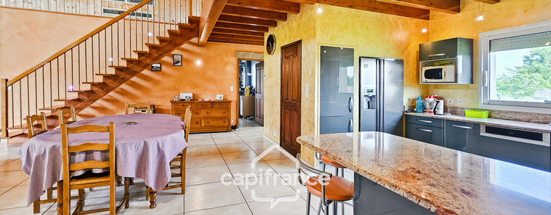 Maison - 182 m² - 4 pièces