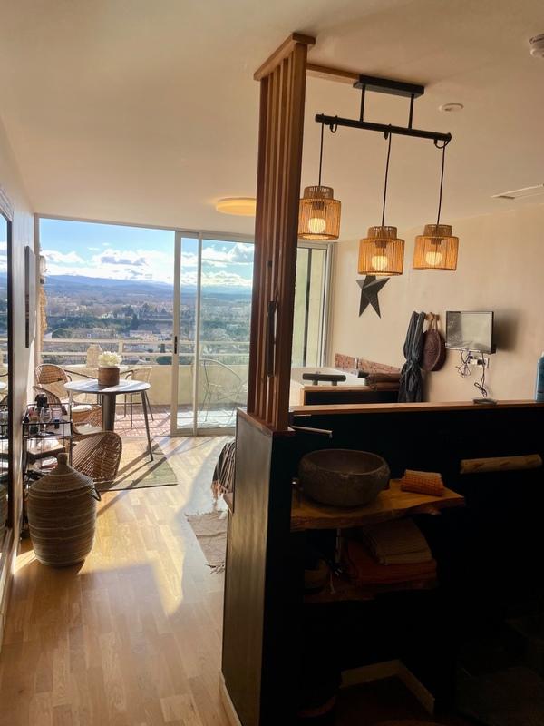 Appartement - 104 m² - 5 pièces