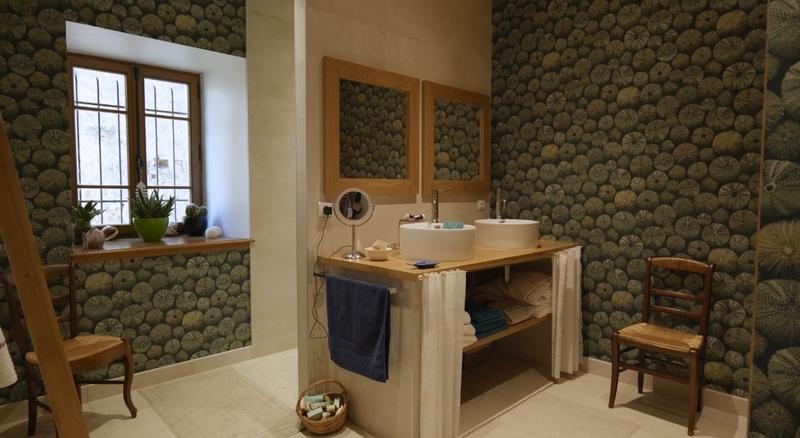 Maison - 201 m² - 8 pièces