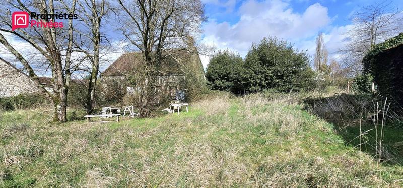 Maison - 2 073 m² - 1 pièce