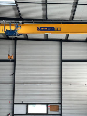 Local d'activité / Entrepôt - 405 m²