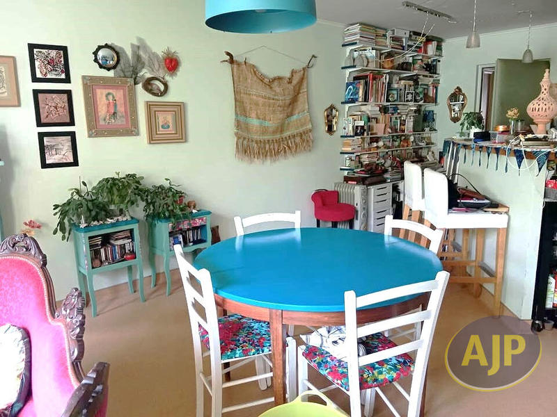 Maison - 195 m² - 7 pièces