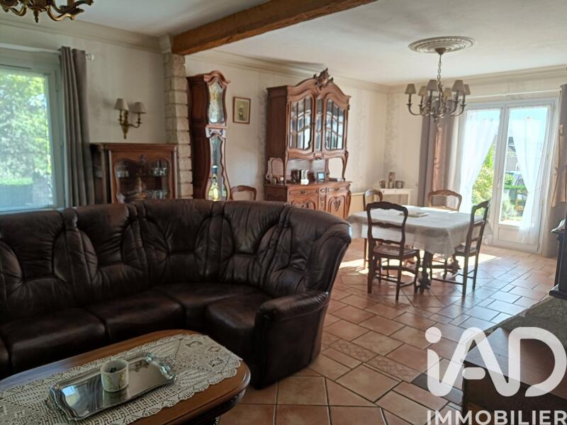 Maison - 140 m² - 6 pièces