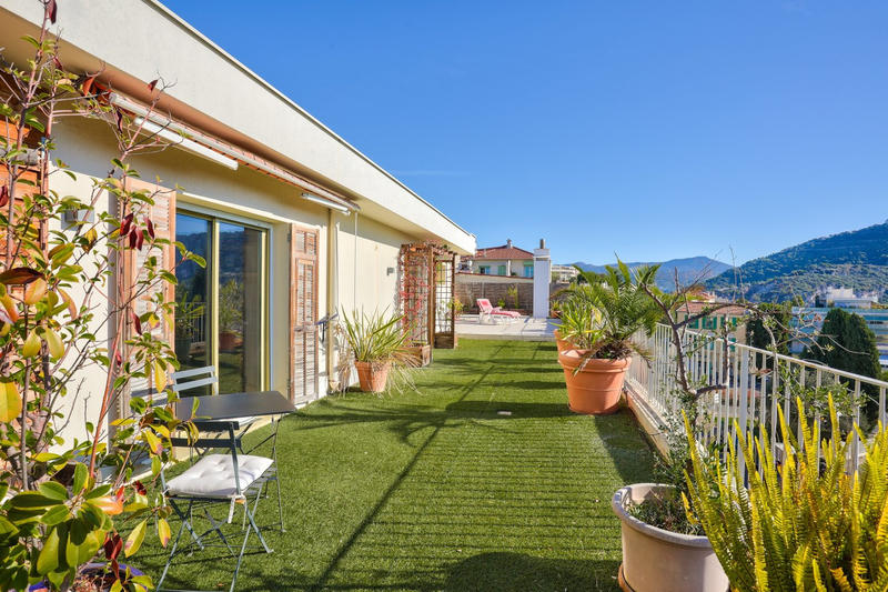 Appartement - 110 m² - 3 pièces