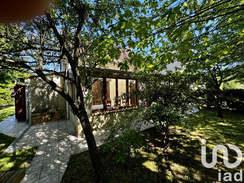 Maison - 121 m² - 7 pièces