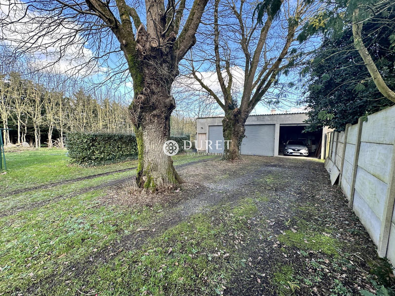 Maison traditionnelle - 197 m² - 8 pièces