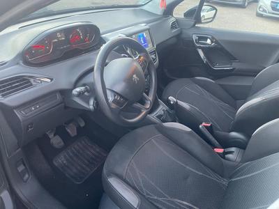 Peugeot 208 1.6 e-HDi Fap Business Pack 4cv 5p